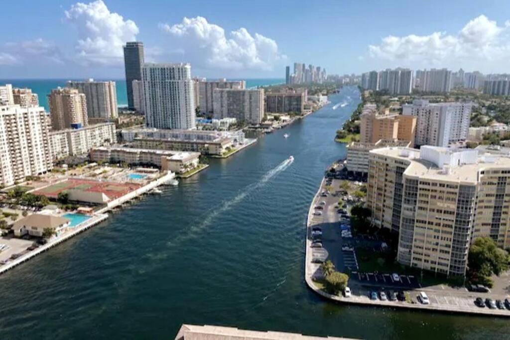 Beachwalk 1B 1B Incredible View Apartment 14 A Hallandale Beach Exteriér fotografie